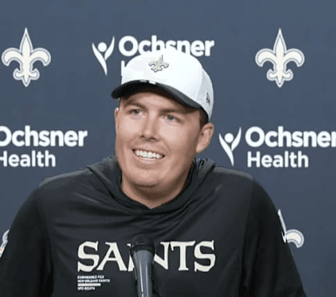 Amid a Turbulent Season, Kellen Moore Proves the Saints Can Win Without Sacrificing the Future – and This Journey Might Be the Beginning of a New Era in Louisiana