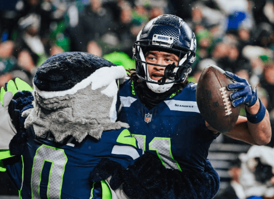 From Doubts About His Form to a Dazzling Performance. Seahawks’ Young WR Star Conquers Historic Milestone: First Player in NFL History With 75+ Receiving Yards in All 10 Opening Games of the Season