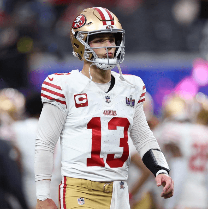 Just hours before the showdown with the Panthers at Levi’s Stadium, QB Brock Purdy shared the real story behind his cleats – A tribute that left the entire 49ers fanbase speechless