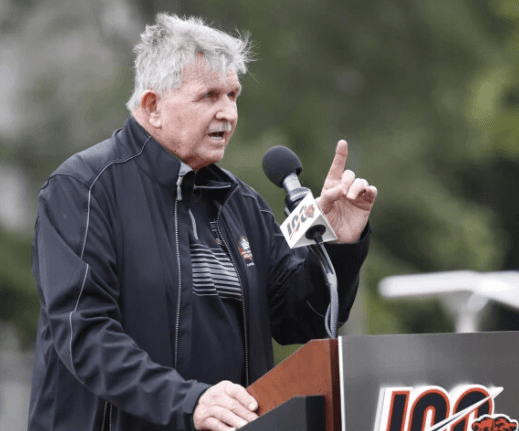 After 28-21 Loss to Packers, Bears Legend Mike Ditka Demands NFL Investigation into Craig Wrolstad’s Crew Over Multiple Controversial Calls Targeting Chicago