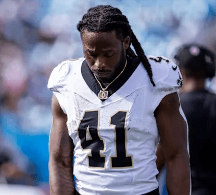 Running Back Alvin Kamara Requests to Sit Out the Remainder of the Season — And the Reason Behind His Decision Has the Entire Saints Community Bowing in Respect