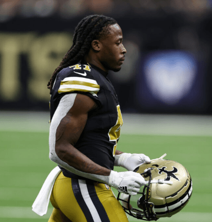 Saints 5× Pro Bowl Star Alvin Kamara Speaks Out After Wiping Social Media Amid Injury Rumors — Reveals Family Tragedy That Leaves the NFL Speechless