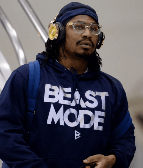 “When a Legend Lets Go of His Victory”: Marshawn Lynch Shocks the NFL by Selling His Super Bowl XLVIII Ring — The Truth Behind the Decision Leaves the League Silent
