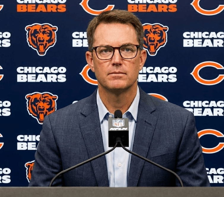 CBS Sports President David Berson Suspends Legendary Broadcaster Jim Nantz just hours after his disrespectful remarks toward the Bears, right before the crucial 49ers–Bears matchup this Sunday.