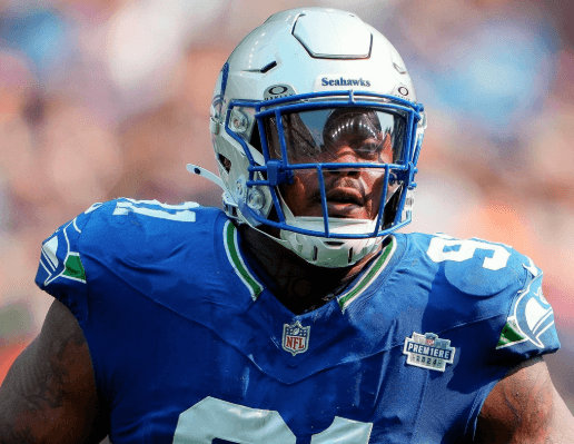 HEARTWARMING :Seahawks Star Returns to Practice, Ready for Comeback Against Panthers After Emotional Time with Family