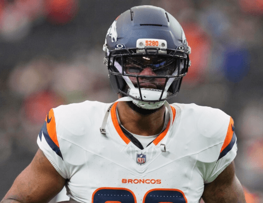 Just 1 Hour After Being Waived by Broncos, Tight End Who Took Packers to NFC Championship Twice Expresses Desire to Join Steelers — Ready to Sign 'Lifelong Contract' With Promise to Protect Steelers Until End of Career