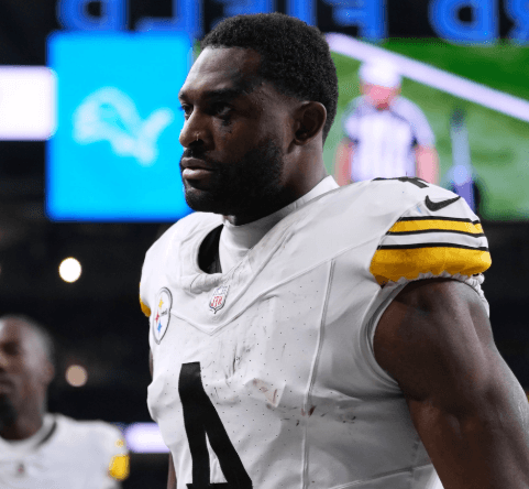 After Learning a Veteran Cornerback Was Forced to End His Career to Make Room on the 53-Man Roster, Star DK Metcalf Shocks the NFL by Voluntarily Taking a Pay Cut Just to Give His Close Friend a Chance to Return