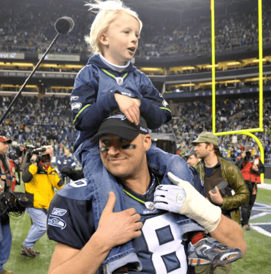 Seahawks Legend Matt Hasselbeck's Son Shocks NFL: “Seattle Is Where I Start and End” — Completing Dad's Unfinished Promise Brings 12s to Tears