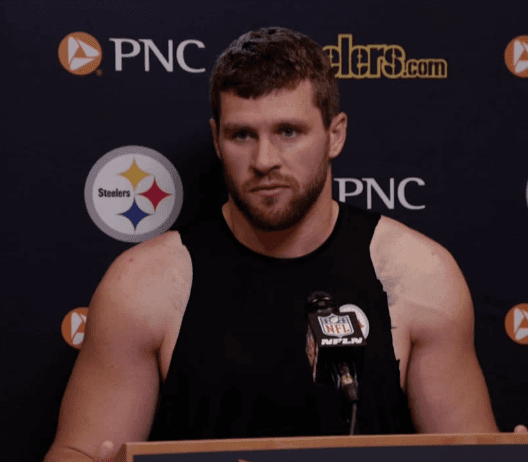 Steelers Defensive Leader T.J. Watt Speaks Out to Defend QB Aaron Rodgers Amid Fierce Backlash from the NFL Community