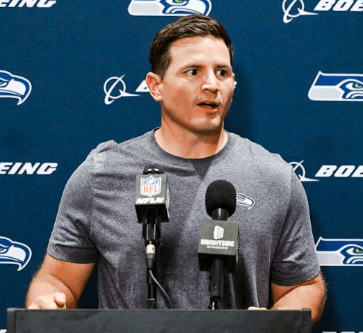 BREAKING: Mike Macdonald Breaks His Silence After Sean McVay Mentors 49ers Ahead of Seahawks Showdown