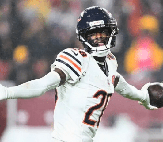 Bears Pro Bowler Breaks Silence on Record Contract Request, Leaving Front Office in a Tough Spot