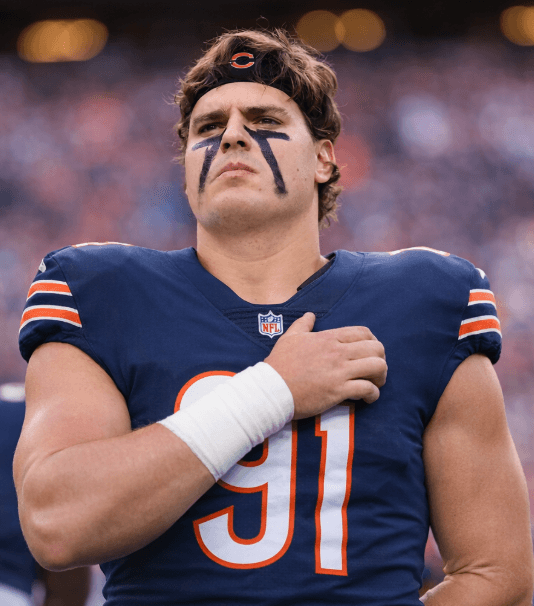 BREAKING: Chicago Bears Sign Trey Hendrickson with a Groundbreaking Record Contract