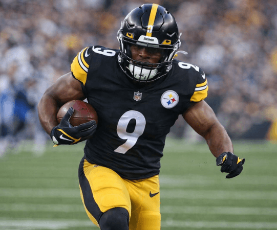 Steelers Successfully Sign Future Star RB from Super Bowl 2026 Contender Roster in Free Agency