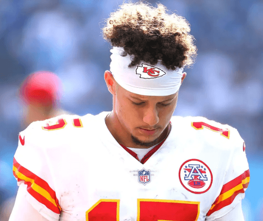 Patrick Mahomes Shocks NFL by Refusing to Bail Out His Father After His Arrest — The Reason Behind It Earns Absolute Respect from the Chiefs Community