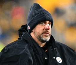 BREAKING: "It wouldn't shock me": Mike Florio floats Aaron Rodgers ditching Steelers for $6,250,000,000 franchise in 2026 season