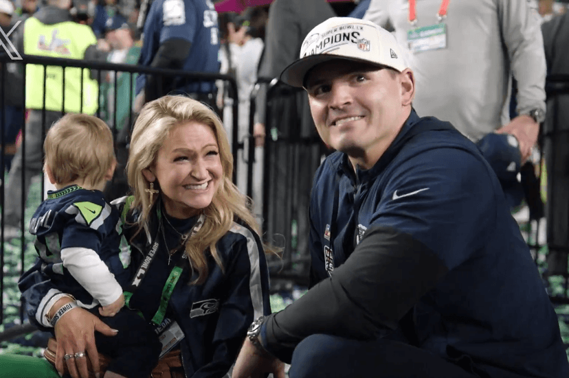 No Media, No Noise: HC Mike Macdonald Quietly Savoring Super Bowl Victory Moment with Wife and Son – Viral Heartwarming Video Brings 71,000 Levi's Stadium Fans to Tears