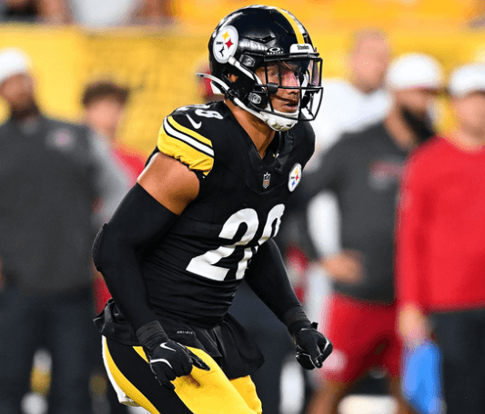 2x Pro Bowl Star of the Steelers Suddenly Sells $700,000 Pittsburgh Mansion and Moves to Tampa Overnight on Friday.