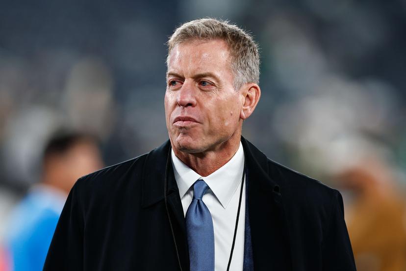 Tension is rising inside the Dallas Cowboys as team legend Troy Aikman unexpectedly criticizes owner Jerry Jones for his hesitation and lack of decisiveness in the trade market