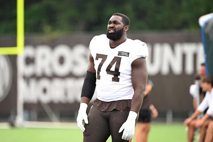 A Cowboys player was unexpectedly caught engaging in unethical behavior, smashing public property while intoxicated in a small town in Texas- And the punishments handed down by the head coach after actions that brought shame to Dallas