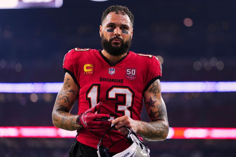 Mike Evans Delivers the Most Heartwarming Moment of the NFL Week — With a Simple Gesture to a Little 49ers Fan