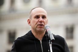 Billionaire Michael Rubin Joins Emergency Late-Night Meeting with Houston Texans' Owner Cal McNair – What Was Revealed After the Discussion Sent Shockwaves Across the NFL?