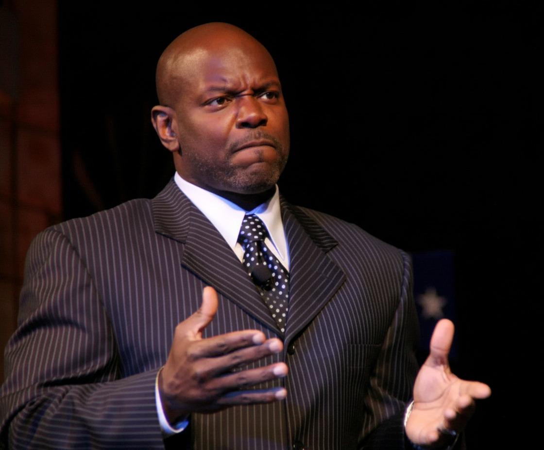 "The Last Straw" – Cowboys Legend Emmitt Smith Loses His Cool, Explodes After His Teammate is Left Out of the Hall of Fame After 4 Consecutive Years as Finalist, Calling It a "Criminal Snub"