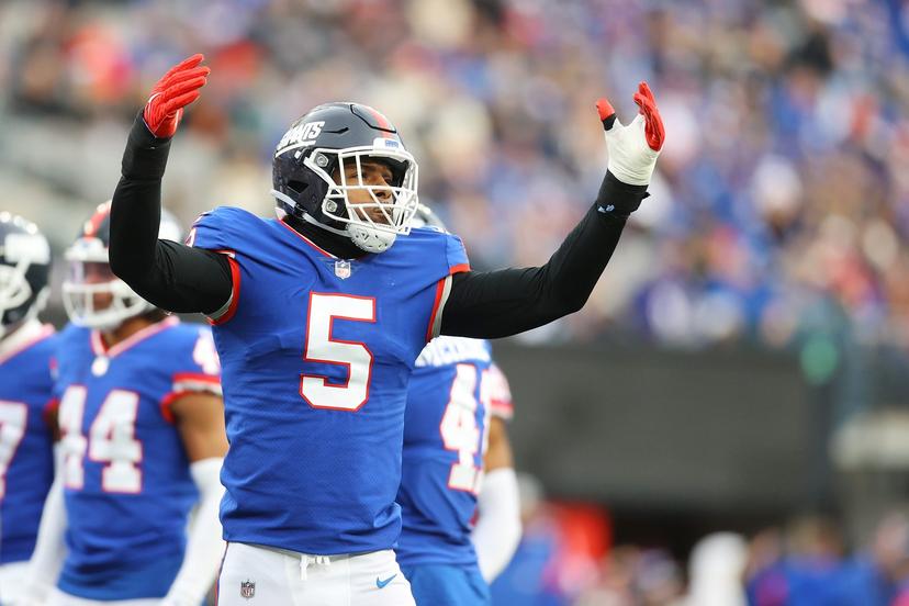 Controversial ‘Tush Push’ Play Sparks Outrage: Thibodeaux Criticizes Referees After Giants’ Week 8 Loss