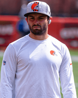 NFL Legend Michael Strahan Publicly “Trashes” Baker Mayfield Live on FOX — And Mayfield’s 9-Word Response Instantly Silences Every Critic