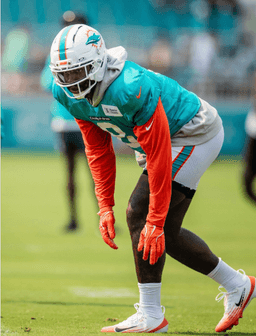 BREAKING: Buffalo Bills Add 5x Pro Bowl Veteran Edge Rusher Just Hours After Dolphins Part Ways