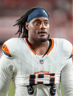 BREAKING: After a 19-3 win over the Chargers, outside linebacker Nik Bonitto touched the hearts of the Broncos by donating his entire bonus to special gifts for the linemen