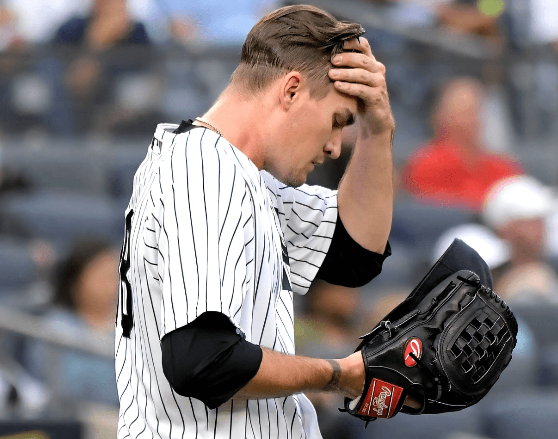 Yankees World Series–Champion Pitching Legend Announces Retirement, Desire to Sign a One-Day Contract to Retire in Pinstripes: “My Heart Has Always Belonged to New York”