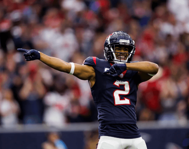 Ex Texans WR with a championship and over 1,134 yards in a season has ended the season early, hopes to sign a one-day contract with Houston to retire in Texans colors at age 33