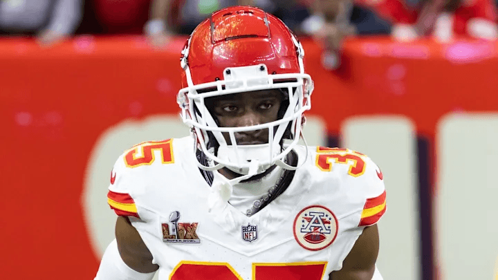 Ahead of rumors of a departure tied to a massive Titans contract, a Chiefs cornerstone with 2× Super Bowl titles breaks his silence to affirm a future in Kansas City with a bold declaration: “Next season will belong to the Chiefs.”