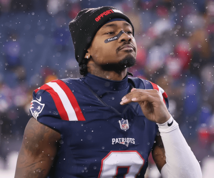 “Think I Give A F**k What He Has To Say?” – Patriots Star Stefon Diggs Blasts Troy Aikman After Patriots’ Win Over the Dolphins on ESPN