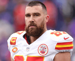 “Think I Give A F**k What He Has To Say?” – Chiefs Icon Travis Kelce Fires Back at Troy Aikman After Loss to Raiders on ESPN