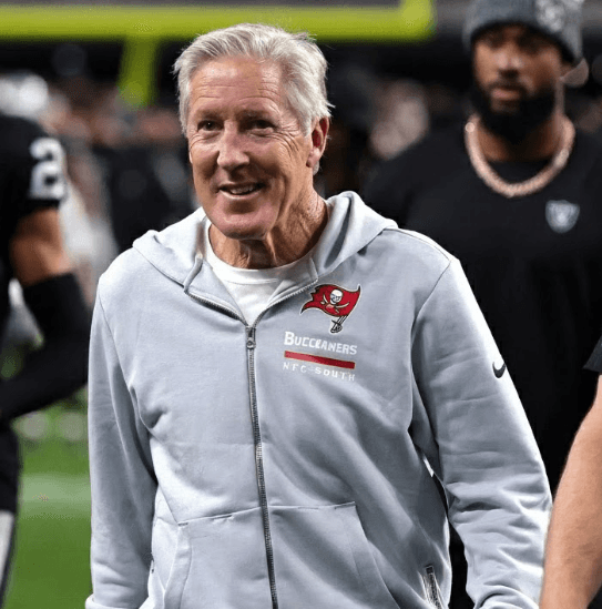 Just 12 Hours After Being Fired, NFL Legend Pete Carroll Sends Shockwaves Through Tampa Bay With Buccaneers Praise — Todd Bowles’ Cold Response Leaves Fans Stunned