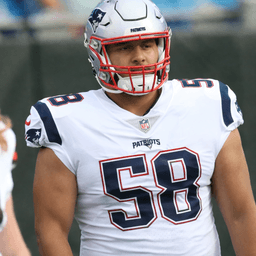 Just 12 hours after being re-signed for the third time, the Patriots’ veteran star shocked everyone by declaring this would be his final return to New England — a reason that left Patriots Nation bowing in respect