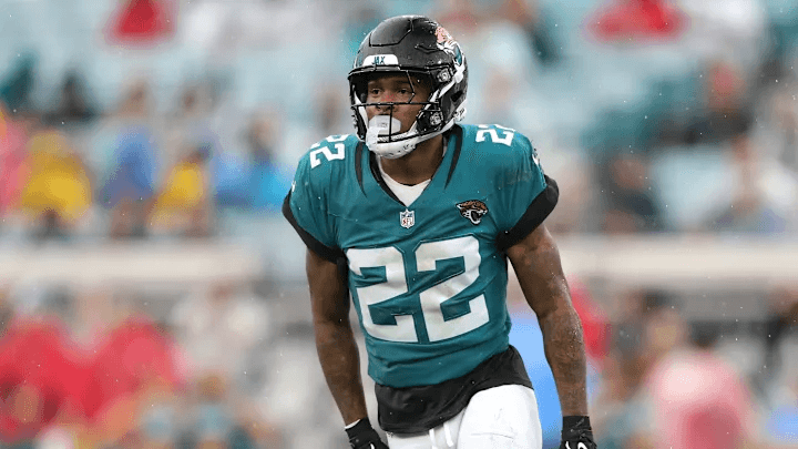 HEARTWARMING: Jaguars veteran returns to practice after emotional time away from the team, ready for playoff battle with the Bills