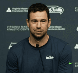 $90 Million? 'Keep It!' Future Most Sought-After NFL Head Coach Stuns by Turning Down Massive Contracts from Titans and Falcons — Chooses to Stay in Seattle for a Lifelong Promise