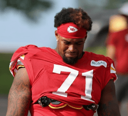 HEARTWARMING: Chiefs Rookie Star Left Speechless After Dropping $114K on Team Dinner — While Still Scraping Every Dollar for His Cousin's Rare Disease Treatment; The Untold Story That Brought the Entire Kansas City Family to Tears