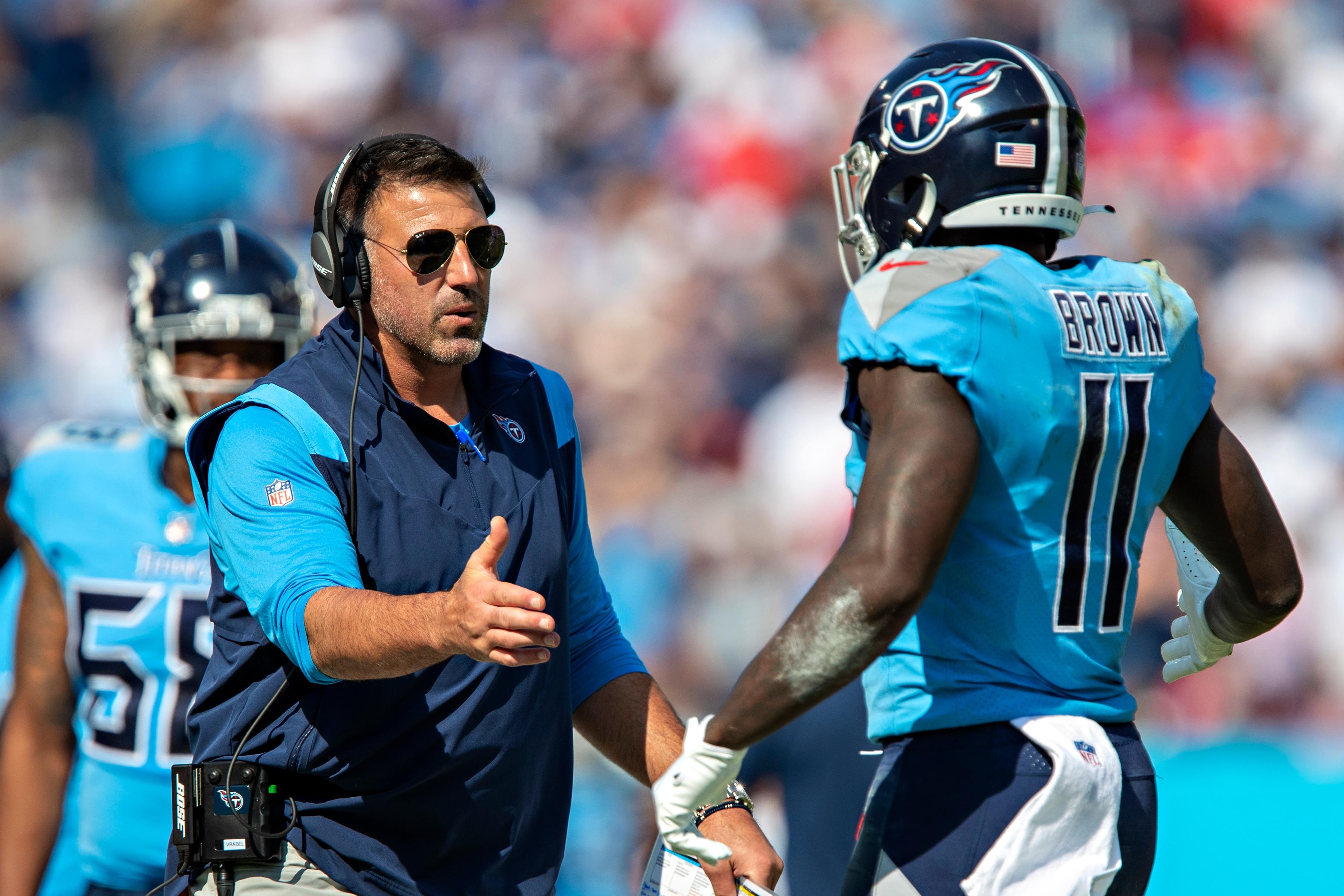 Titans' Mike Vrabel: A.J. Brown Won't Be on Trade Block 'As Long as I'm the HC'