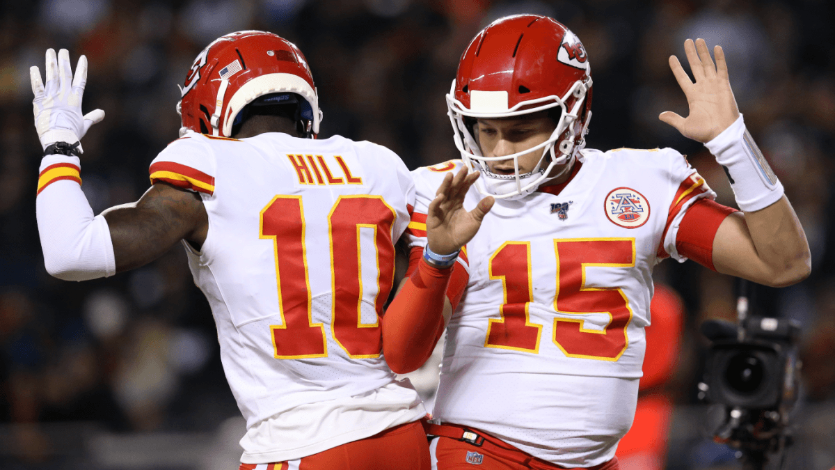 Dolphins' Tyreek Hill convinced he's better than Chiefs' Patrick Mahomes; here's why he's wrong - CBS Sports